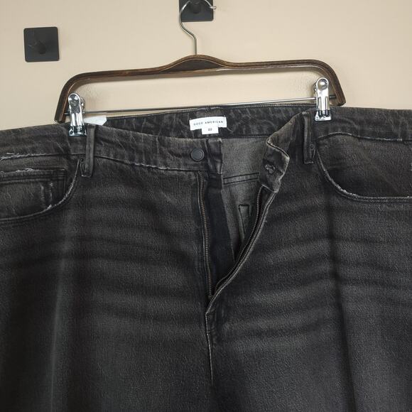 Good American Good Girlfriend High Rise Comfort Jean in Washed Black Size 22 - Picture 8 of 11